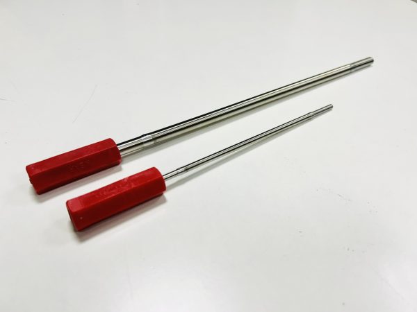 BARRA APLICACIÓN LARGA Nº2 DE 12 MICRAS MANGO ROJO REF. KHC.11.2 1